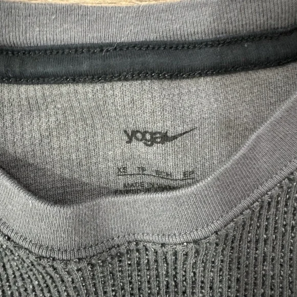 Duke Blue Devils Nike Yoga Cropped L/S Top‎ Sz XS Gym Exercise Gray - Picture 4 of 8